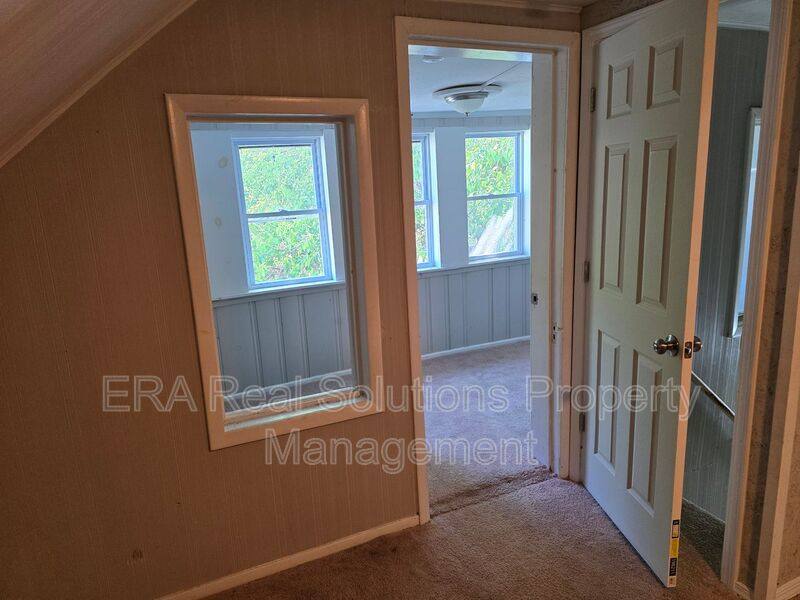 Apartment for rent at 3607 Sackett Ave #3, Cleveland, OH 44109