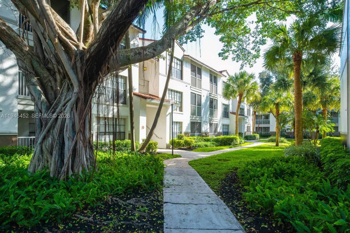 Apartment for rent at 3101 Port Royale Blvd #3101L232, Fort Lauderdale, FL 33308