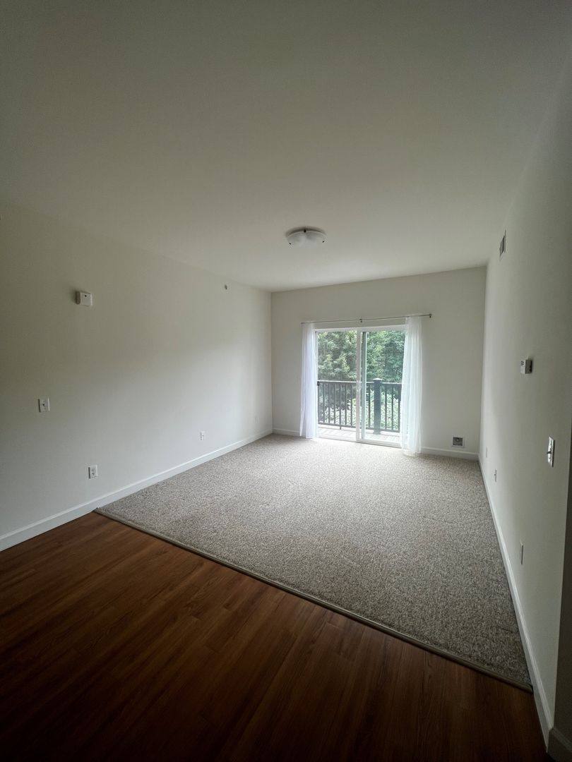 Apartment for rent at 220 Perimeter Dr, Colchester, VT 05446