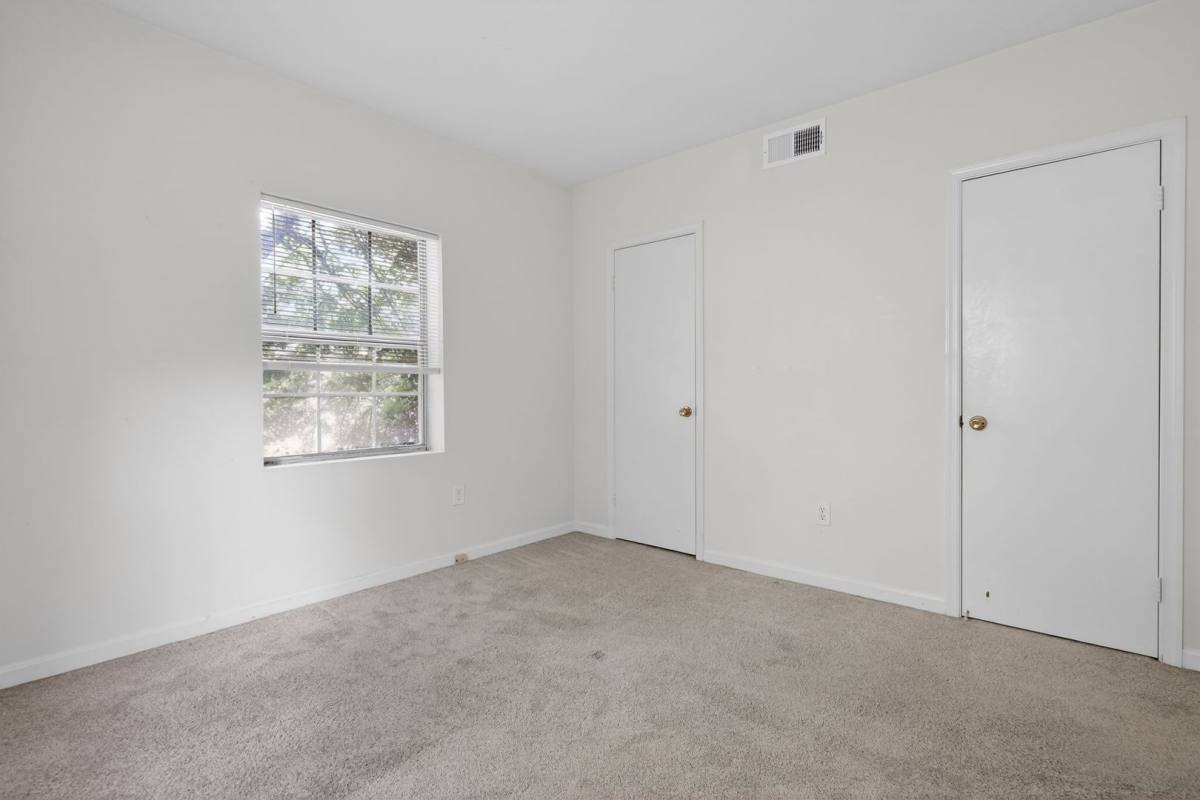 Condo for rent at 1719 N Troy St, Arlington, VA 22201