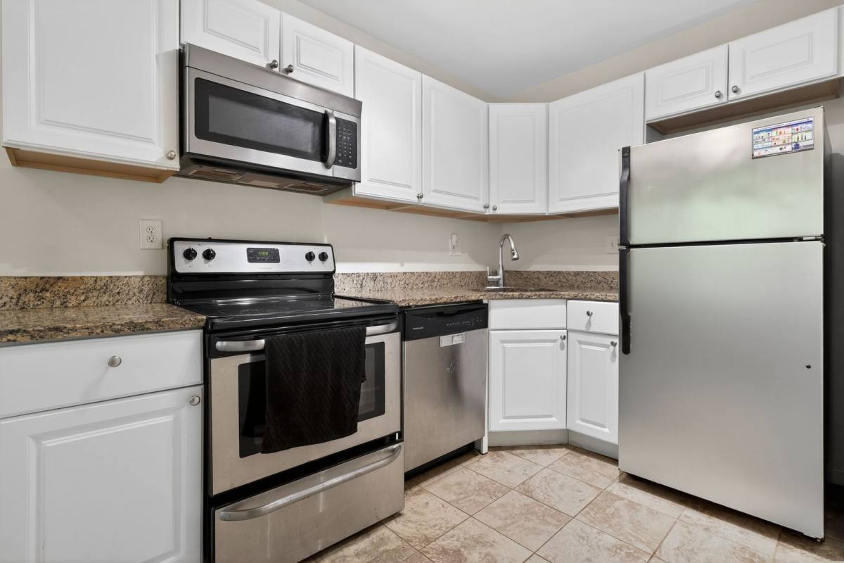 Condo for rent at 1719 N Troy St, Arlington, VA 22201