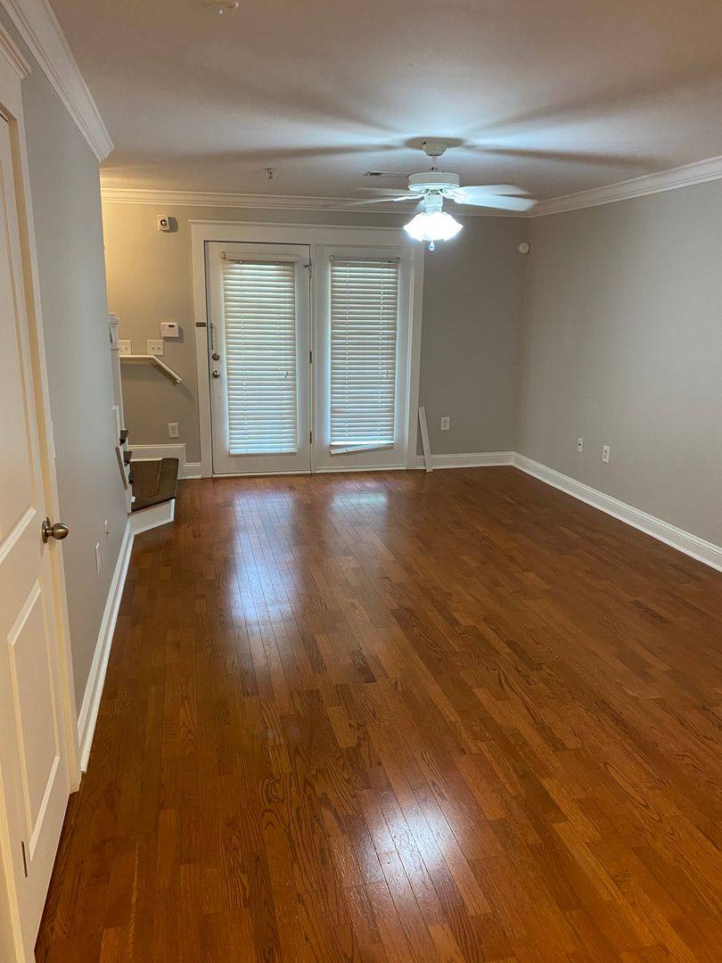 Apartment for rent at 1035 Barnett Shoals Rd, Athens, GA 30605
