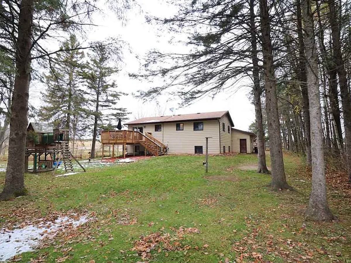 House for rent at 159883 Couty Rd, Wausau, WI 54403