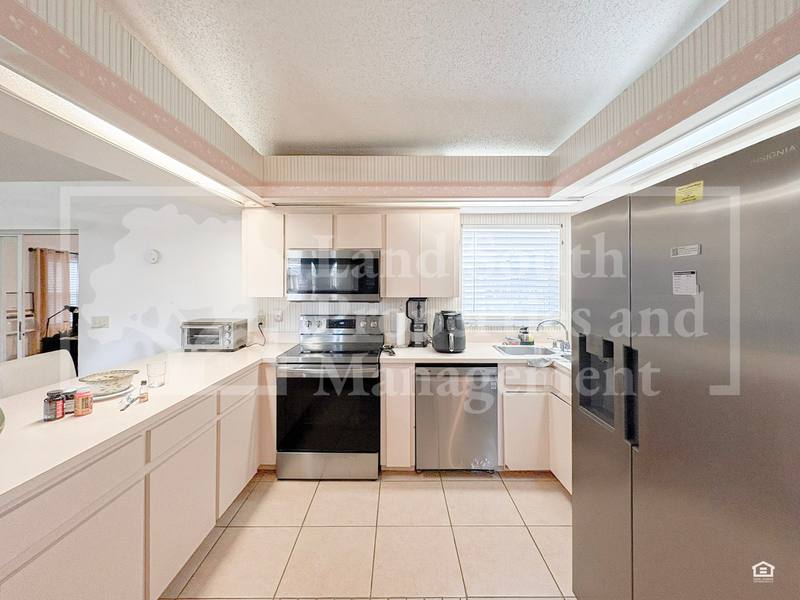 House for rent at 1011 Winifred Way, Lakeland, FL 33809