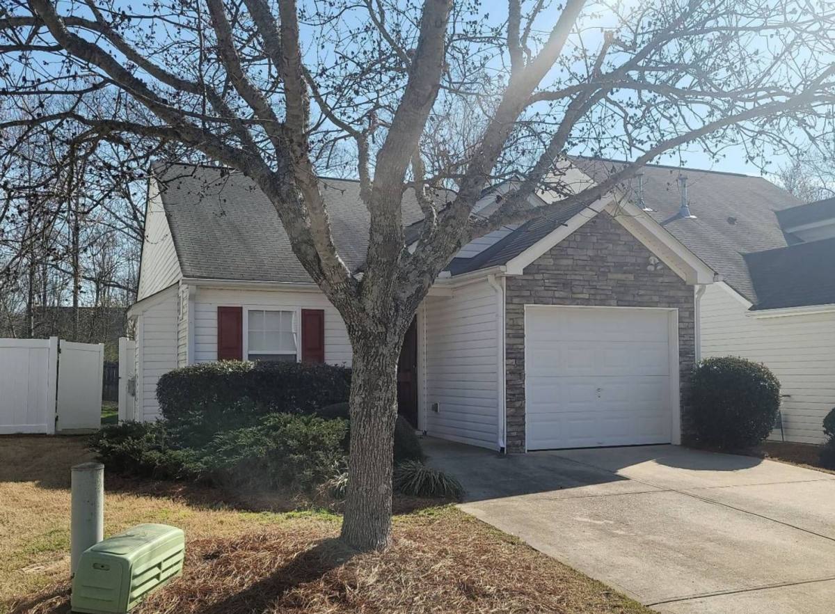 House for rent at 180 Ilex Dr, Canton, GA 30114
