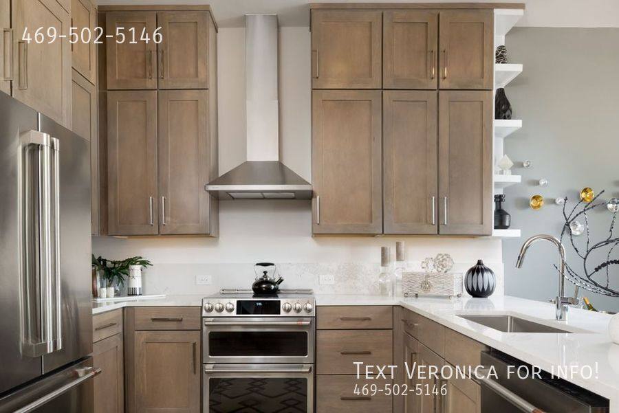 Apartment for rent at 11009 Alterra Parkway, Austin, TX 78758