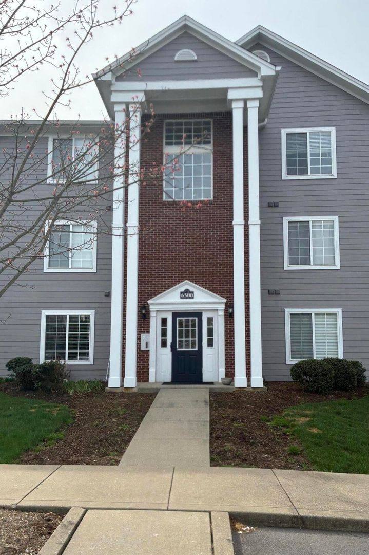 Apartment for rent at 6500 Matalin Place, Crestwood, KY 40014