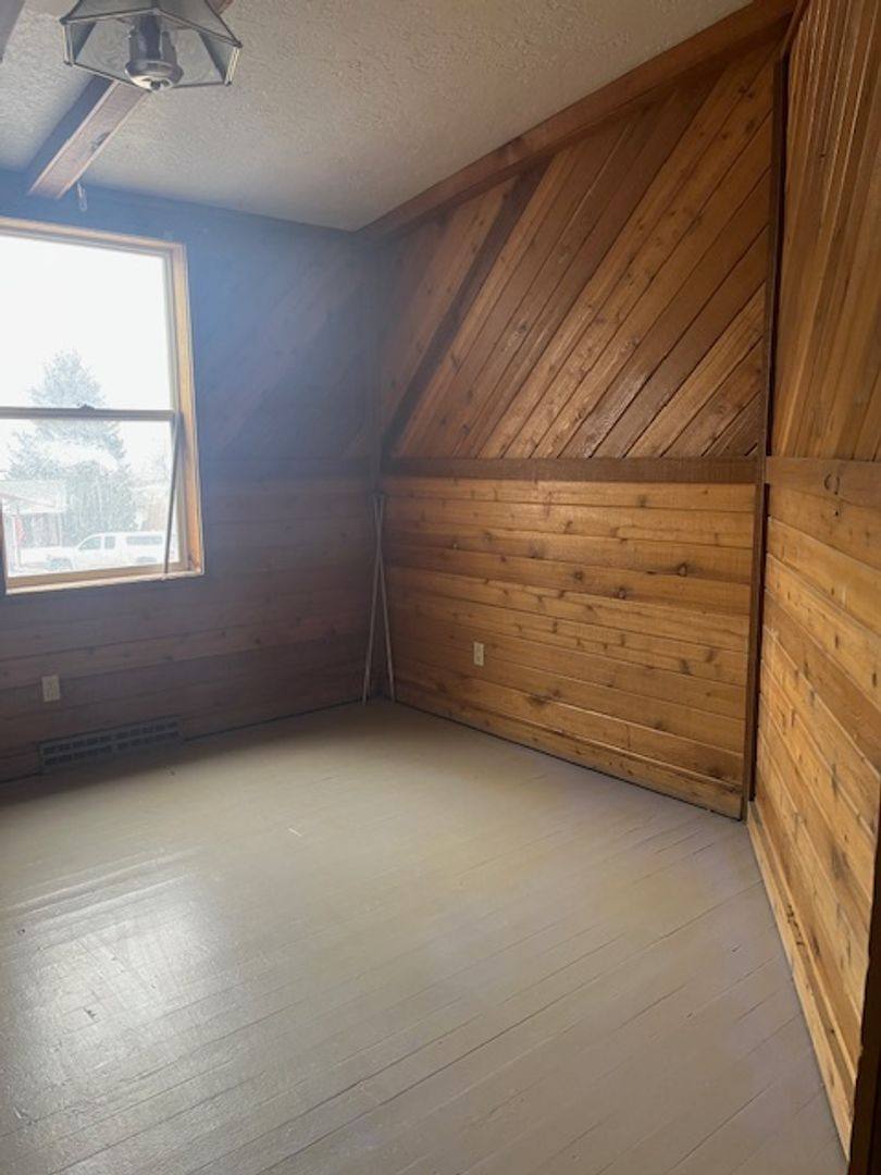 Apartment for rent at 1102 Hamilton St, Carlin, NV 89822