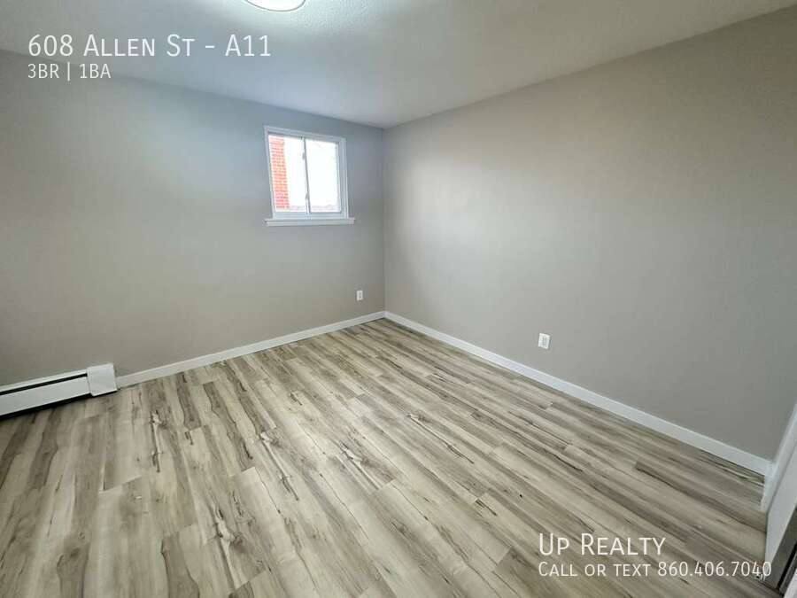 Apartment for rent at 608 Allen St #A11, New Britain, CT 06053