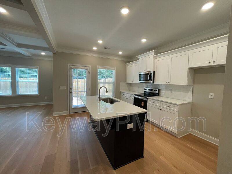 Townhouse for rent at 3099 Venetian Dr, North Augusta, SC 29860
