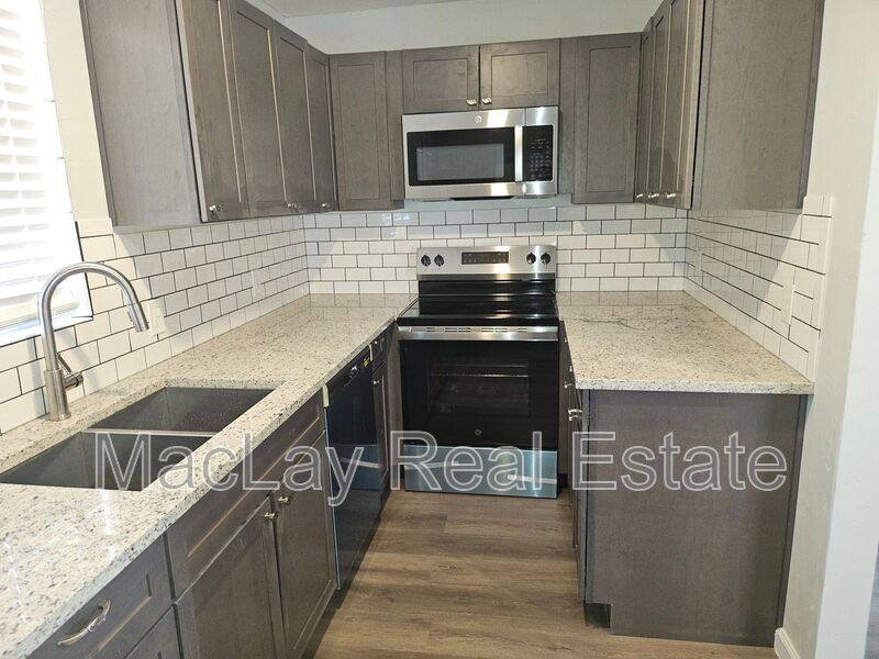 House for rent at 524 W 3rd Place, Mesa, AZ 85201