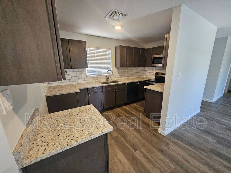 House for rent at 524 W 3rd Place, Mesa, AZ 85201