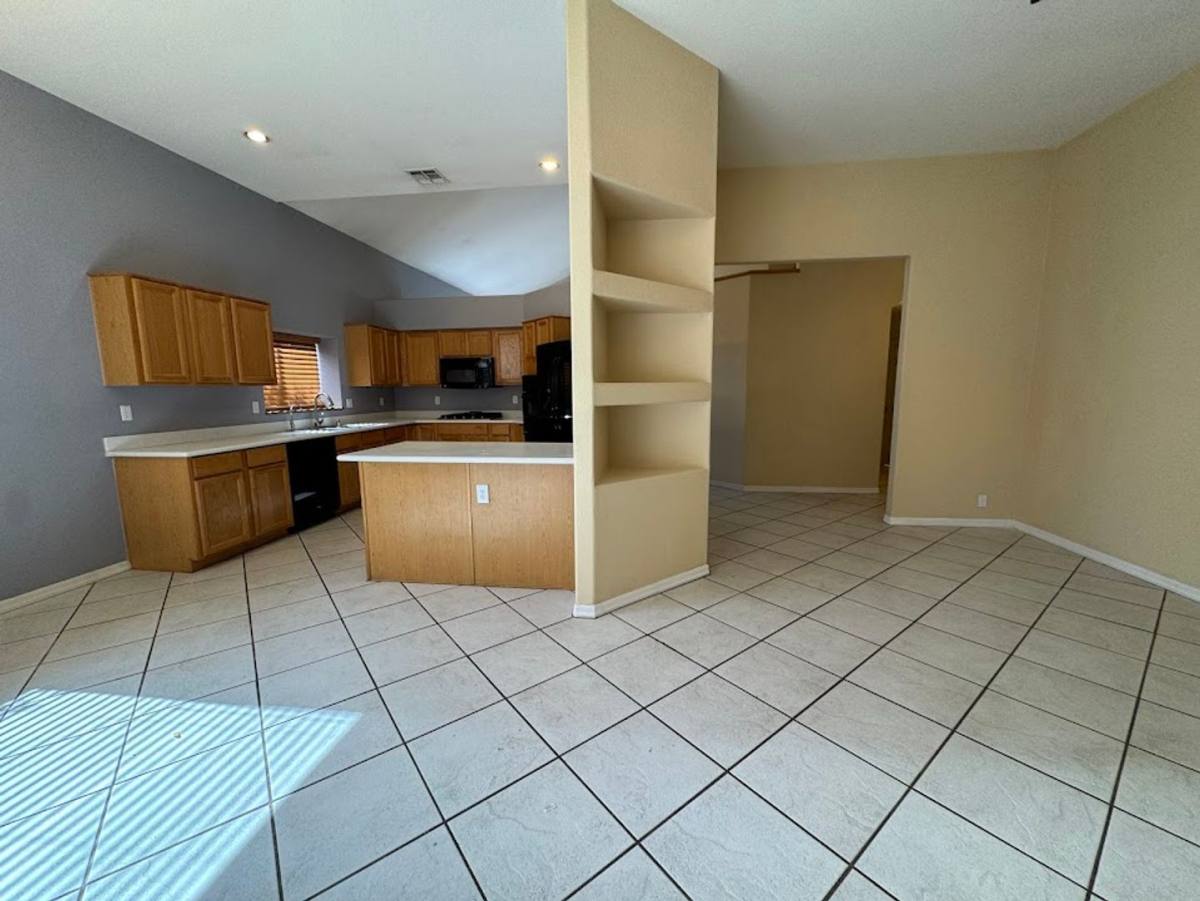 House for rent at 1510 E Charleston Ave, Phoenix, AZ 85022