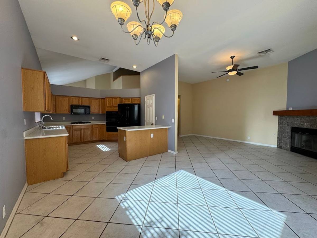 House for rent at 1510 E Charleston Ave, Phoenix, AZ 85022