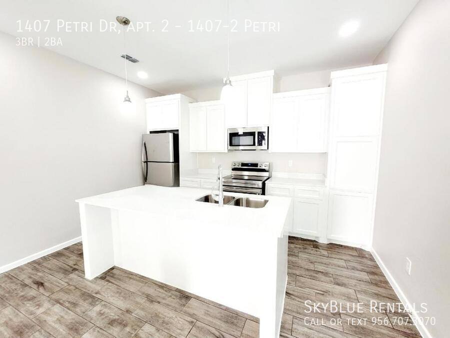 Apartment for rent at 1407 Petri Dr, Weslaco, TX 78599