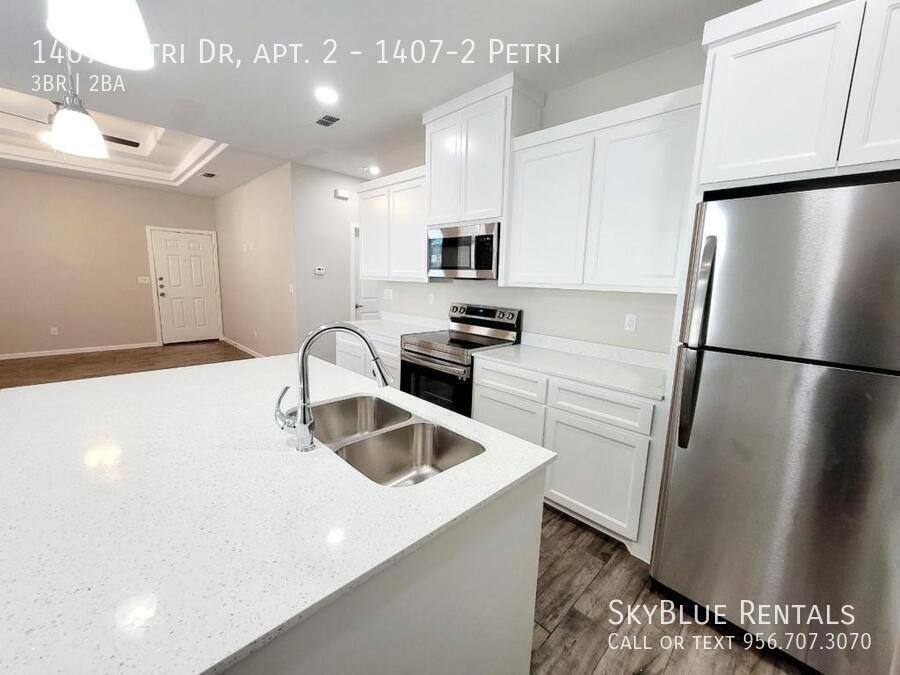 Apartment for rent at 1407 Petri Dr, Weslaco, TX 78599