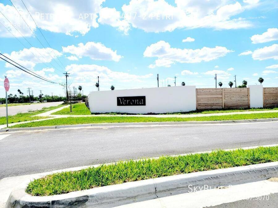 Apartment for rent at 1407 Petri Dr, Weslaco, TX 78599