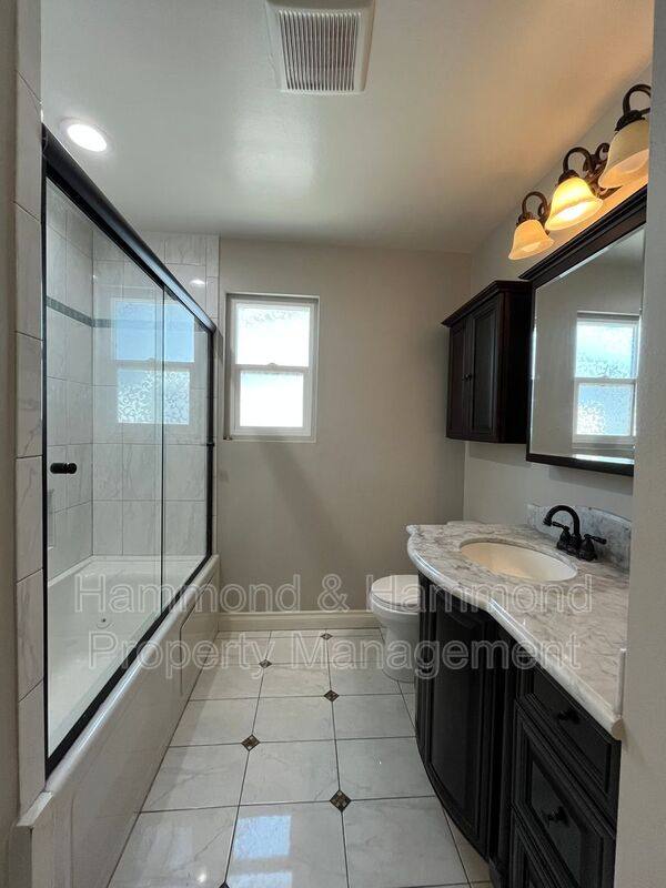 Apartment for rent at 15358 Leadwell St, Van Nuys, CA 91406