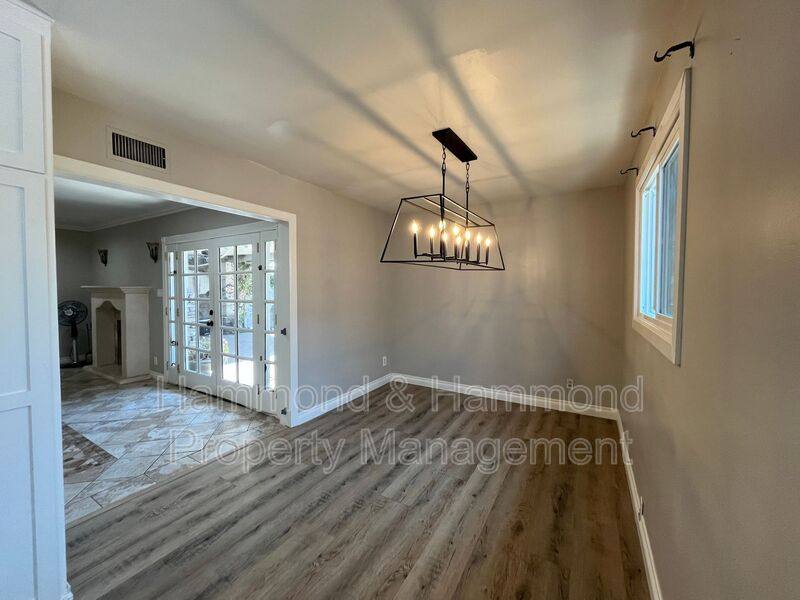 Apartment for rent at 15358 Leadwell St, Van Nuys, CA 91406