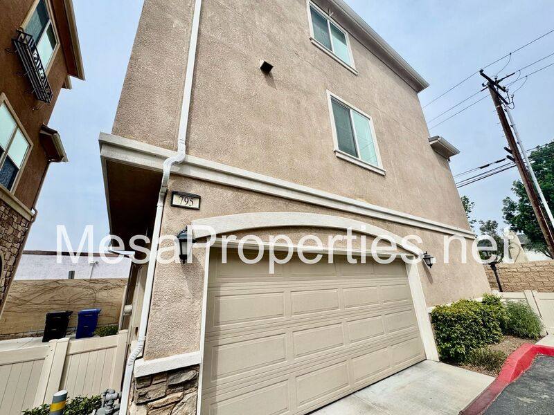 Townhouse for rent at 795 Hazel Way, Pomona, CA 91767