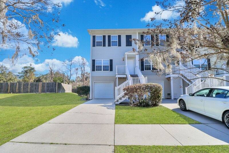 Townhouse for rent at 324 Laurel Oak Lane, Savannah, GA 31404