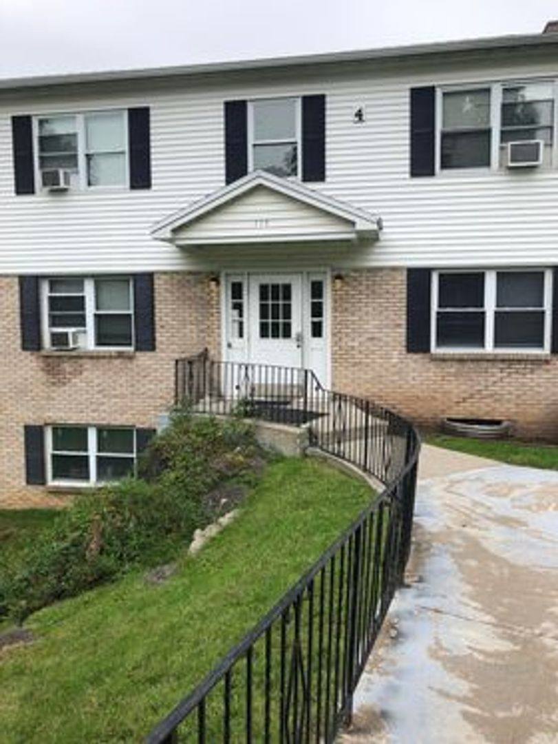 Apartment for rent at 223 Bristol St, Canandaigua, NY 14424