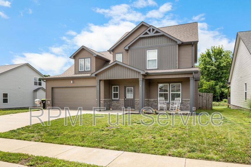 House for rent at 604 Alvin Rd, Clarksville, TN 37042