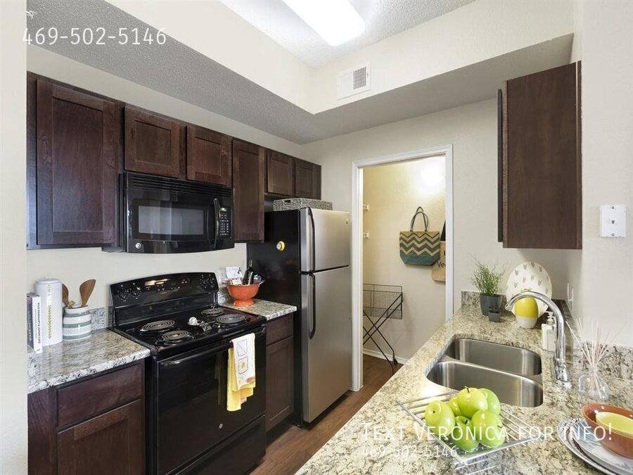 Apartment for rent at 3050 Tamarron Blvd, Austin, TX 78746