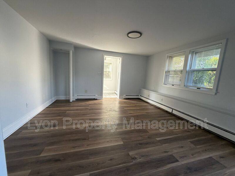 Apartment for rent at 95 Victor St #1, Woonsocket, RI 02895
