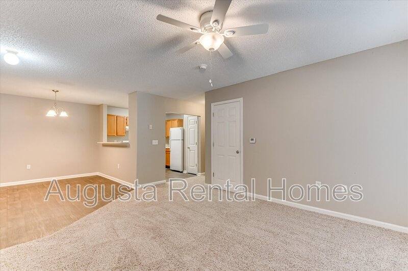 Apartment for rent at 320 Peachtree St #325-6, Edgefield, SC 29824