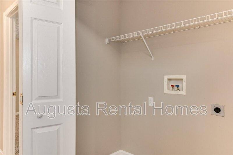 Apartment for rent at 320 Peachtree St #325-6, Edgefield, SC 29824