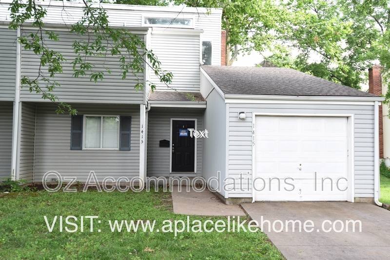 Apartment for rent at 1415 E 97th St, Kansas City, MO 64131
