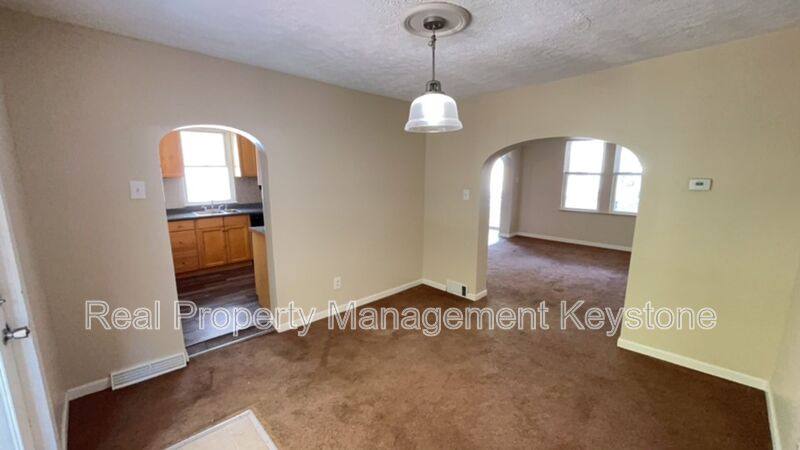House for rent at 303 Lexington Court, Carnegie, PA 15106