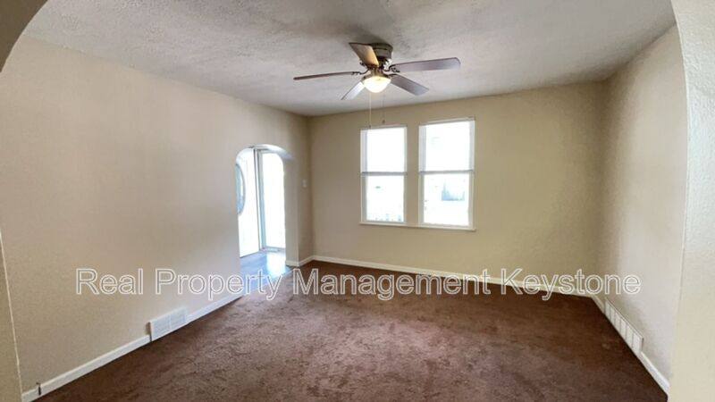 House for rent at 303 Lexington Court, Carnegie, PA 15106