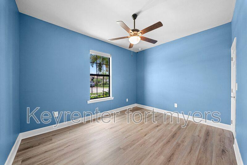 House for rent at 3685 E Hampton Circle, Alva, FL 33920