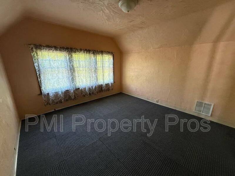 Apartment for rent at 3601 W Highland Blvd #1, Milwaukee, WI 53208