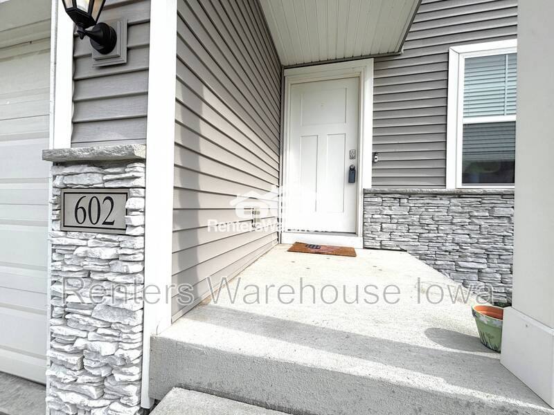 House for rent at 602 Elizabeth Lane NW, Bondurant, IA 50035