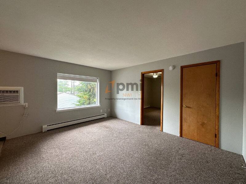 Apartment for rent at 660 N Hobart Rd #5, Hobart, IN 46342
