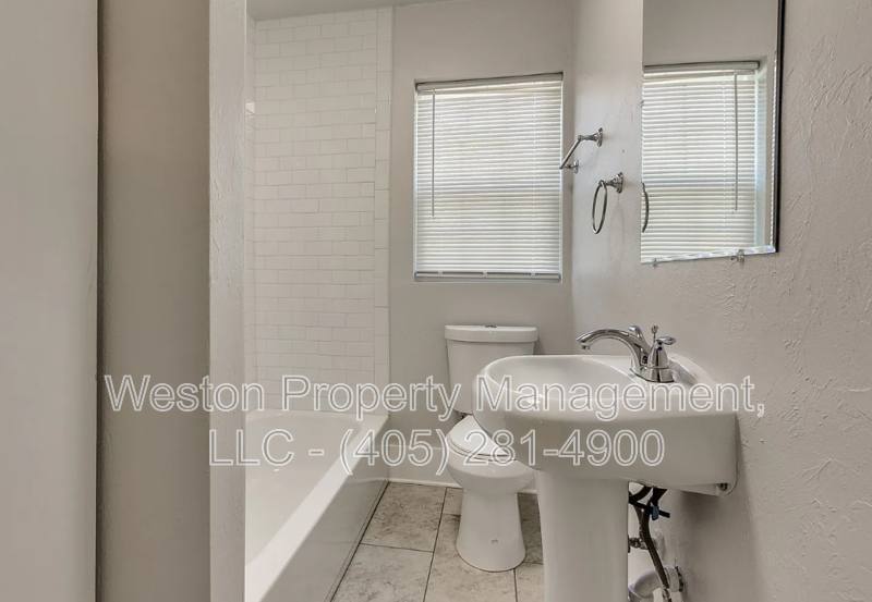 House for rent at 630 E Comanche St, Norman, OK 73071