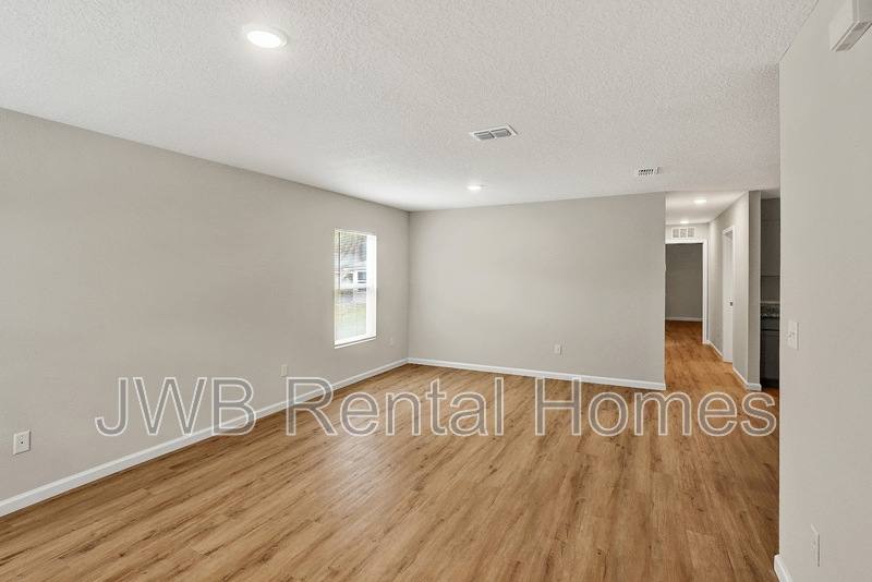 House for rent at 555 55th St E, Jacksonville, FL 32208