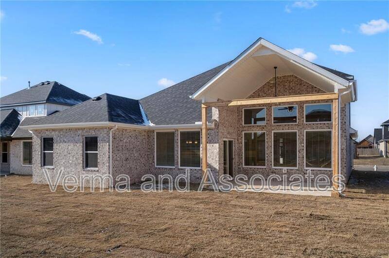 House for rent at 1231 Mammoth St, Centerton, AR 72719