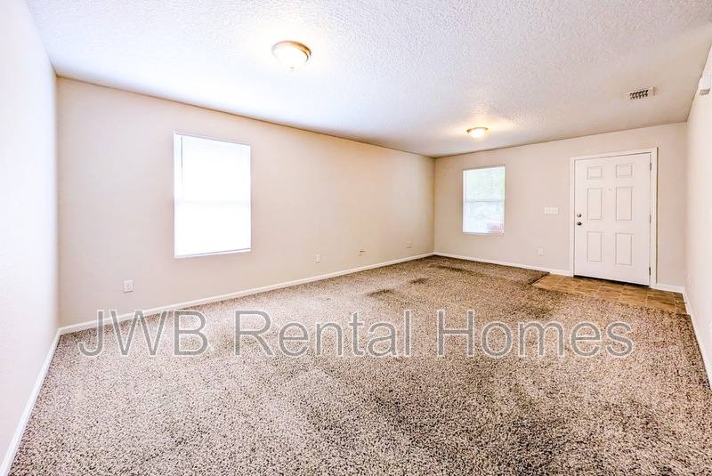 House for rent at 8727 Osteen St, Jacksonville, FL 32210