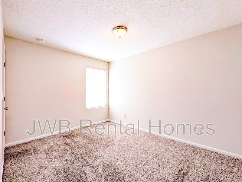 House for rent at 8727 Osteen St, Jacksonville, FL 32210