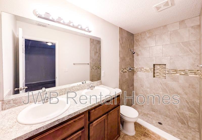 House for rent at 8727 Osteen St, Jacksonville, FL 32210