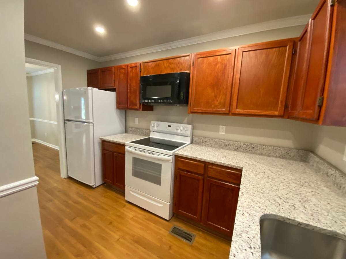 Townhouse for rent at 1435 Old Virginia Court SE, Marietta, GA 30067