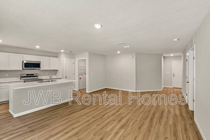 House for rent at 3205 Echo St, Jacksonville, FL 32218