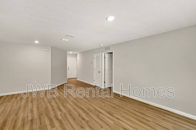 House for rent at 3205 Echo St, Jacksonville, FL 32218