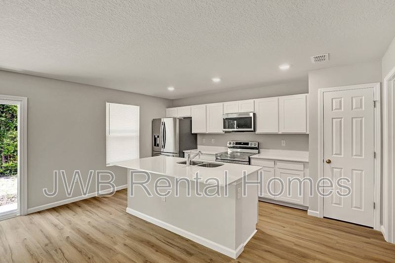 House for rent at 3205 Echo St, Jacksonville, FL 32218