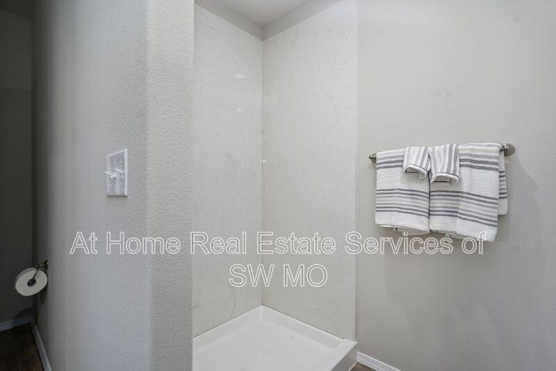 House for rent at 524 Evergreen, Rogersville, MO 65742