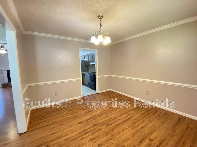 House for rent at 21 Pineridge Dr, Cameron, NC 28326